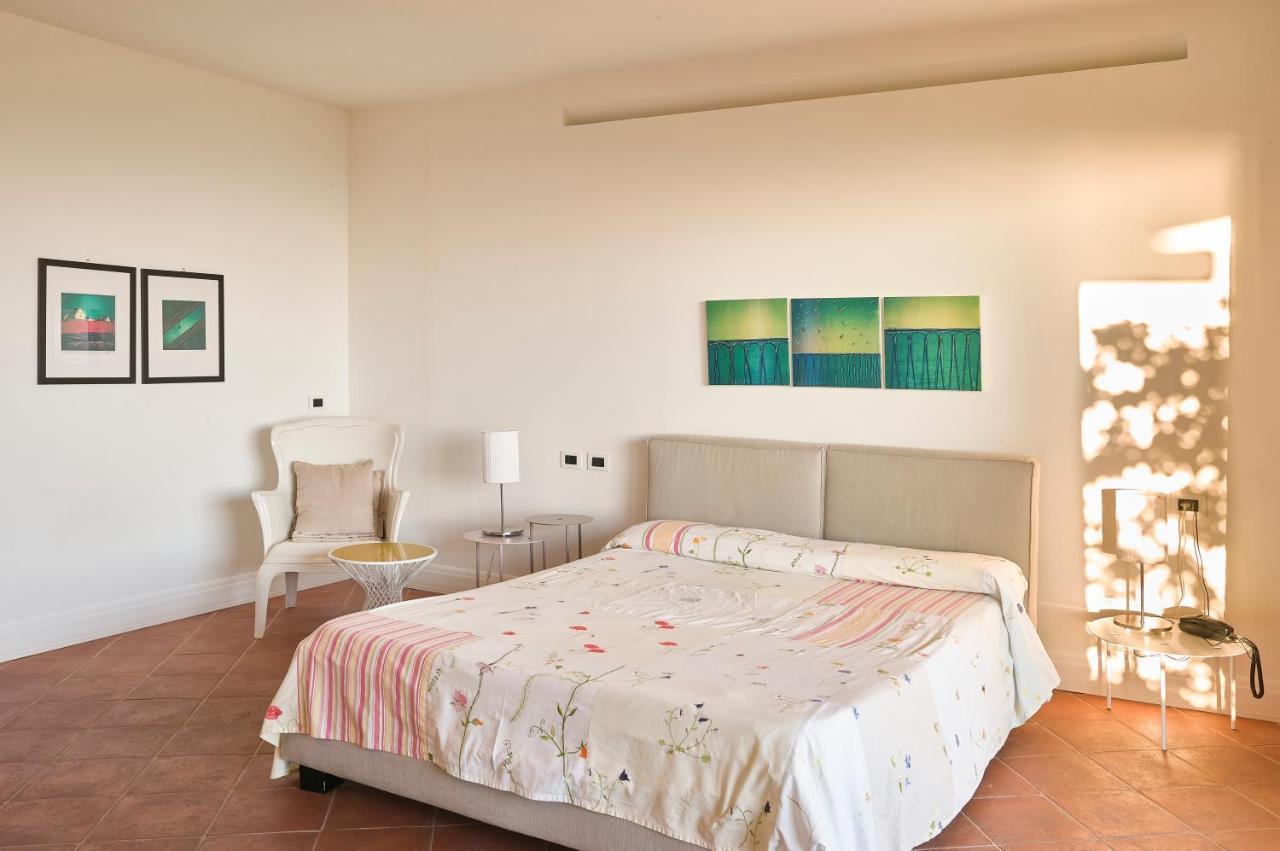 Borgo La Pietraia Hotel Paestum Exterior photo