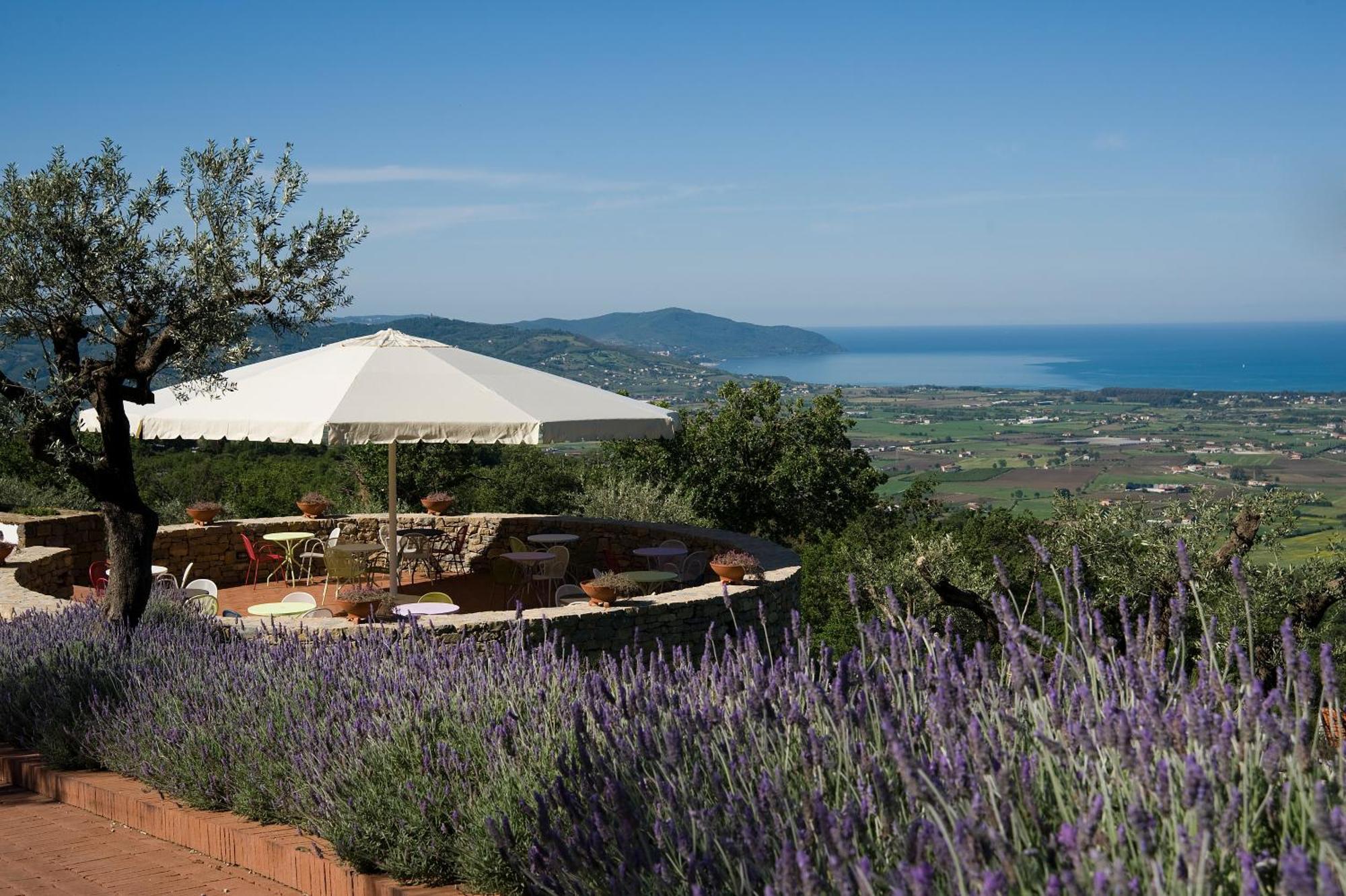 Borgo La Pietraia Hotel Paestum Exterior photo