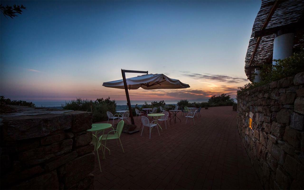 Borgo La Pietraia Hotel Paestum Exterior photo